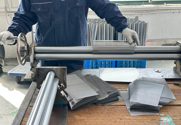Bending machine